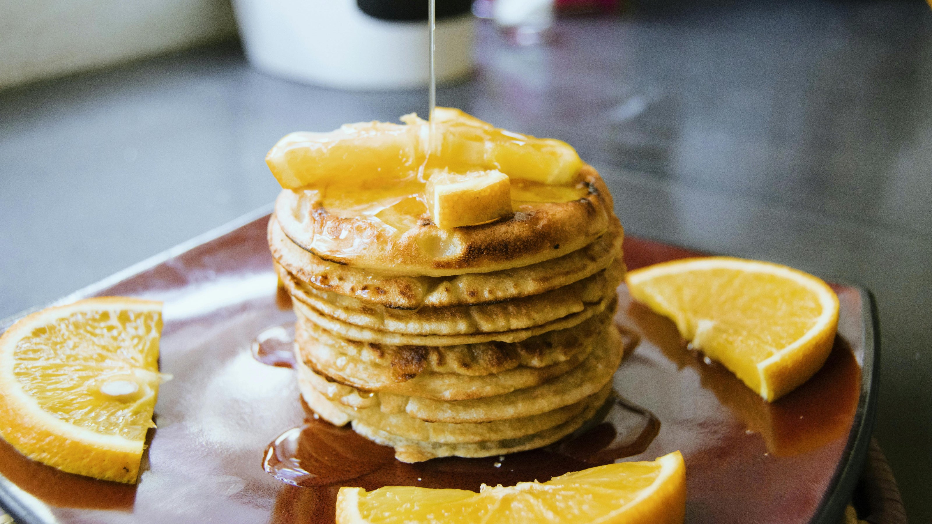Low Sugar Simple Syrup over pancakes or other drizzels